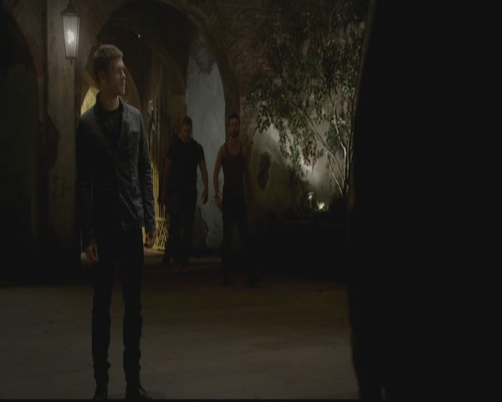 VampireDiariesWorld-dot-org_TheOriginals1x08TheRiverInReverse1182.jpg