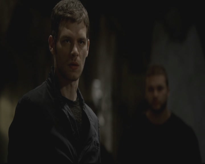 VampireDiariesWorld-dot-org_TheOriginals1x08TheRiverInReverse1235.jpg