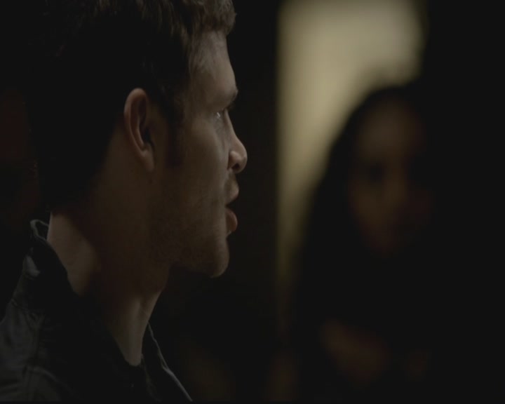 VampireDiariesWorld-dot-org_TheOriginals1x08TheRiverInReverse1378.jpg