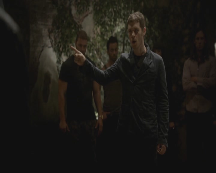 VampireDiariesWorld-dot-org_TheOriginals1x08TheRiverInReverse1388.jpg