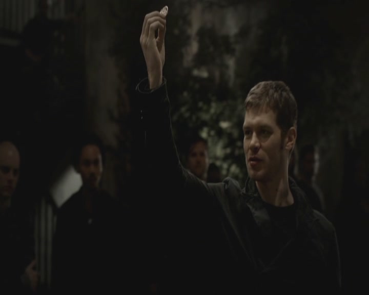 VampireDiariesWorld-dot-org_TheOriginals1x08TheRiverInReverse1421.jpg