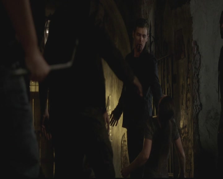 VampireDiariesWorld-dot-org_TheOriginals1x08TheRiverInReverse1554.jpg