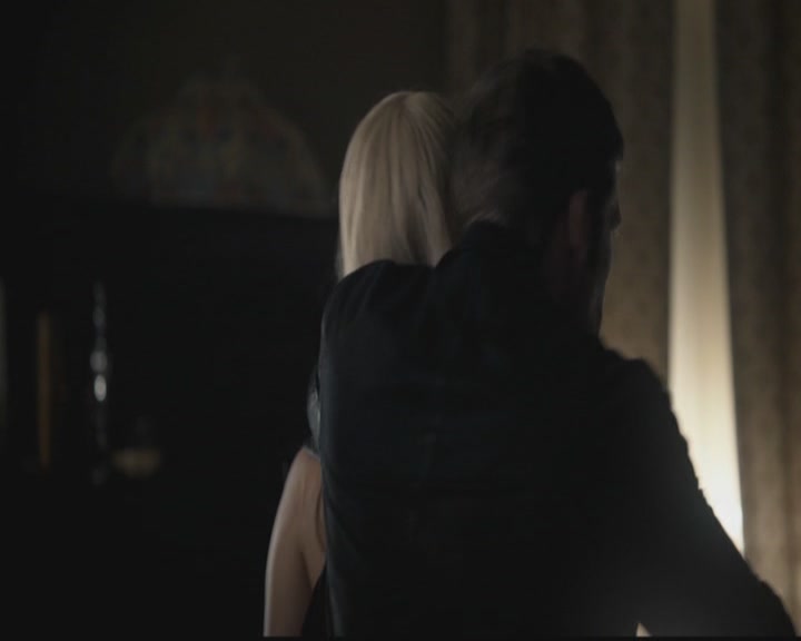 VampireDiariesWorld-dot-org_TheOriginals1x08TheRiverInReverse2105.jpg