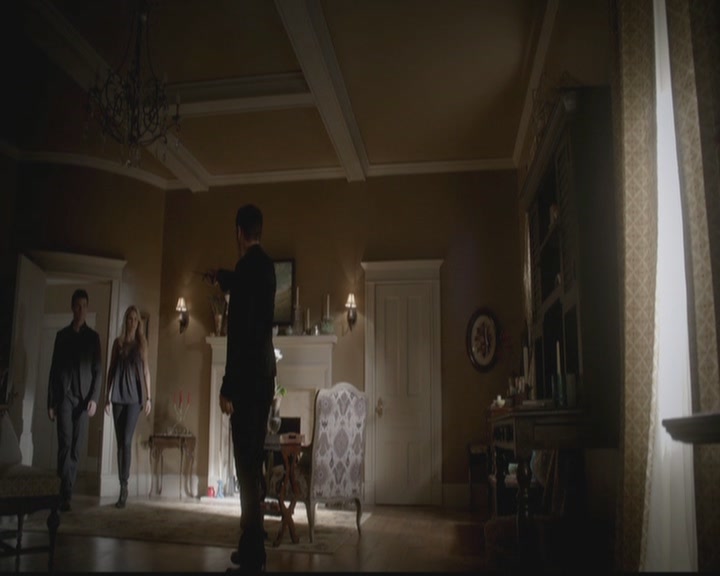 VampireDiariesWorld-dot-org_TheOriginals1x08TheRiverInReverse2108.jpg