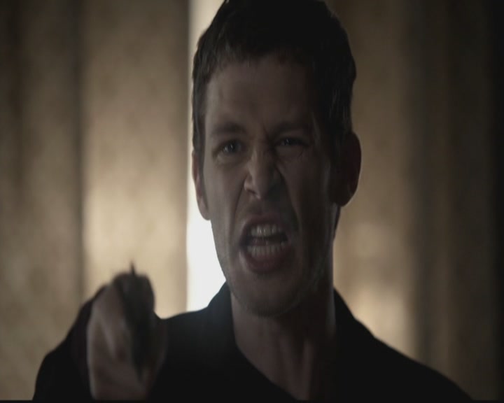 VampireDiariesWorld-dot-org_TheOriginals1x08TheRiverInReverse2113.jpg