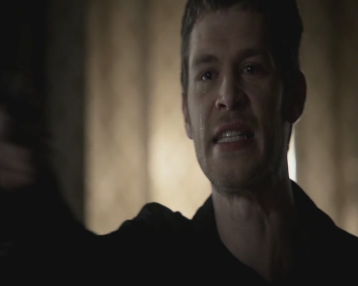 VampireDiariesWorld-dot-org_TheOriginals1x08TheRiverInReverse2150.jpg