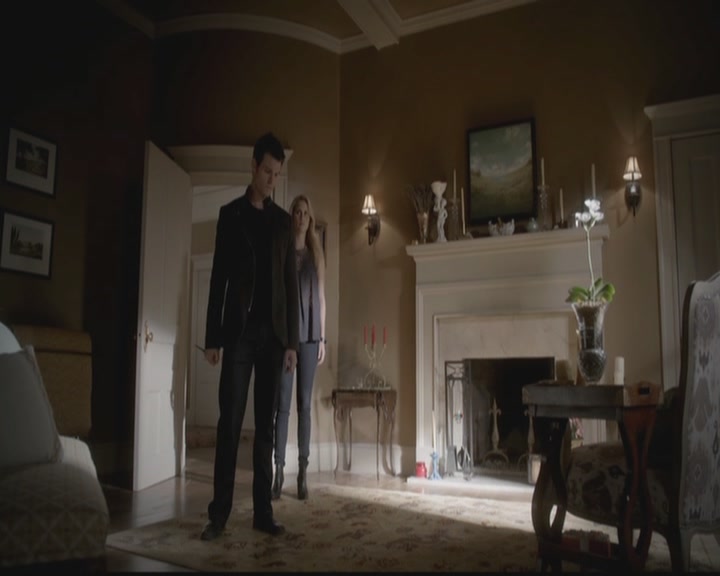 VampireDiariesWorld-dot-org_TheOriginals1x08TheRiverInReverse2230.jpg