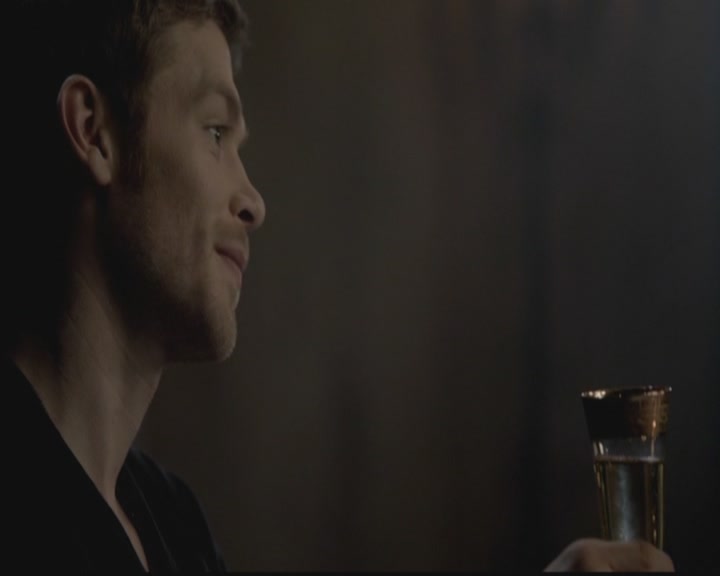 VampireDiariesWorld-dot-org_TheOriginals1x09ReigningPainInNewOrleans0039.jpg