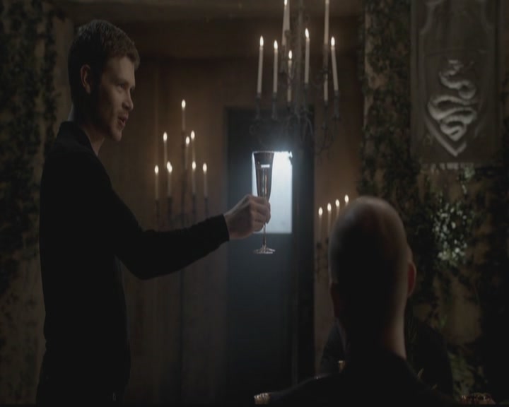 VampireDiariesWorld-dot-org_TheOriginals1x09ReigningPainInNewOrleans0044.jpg