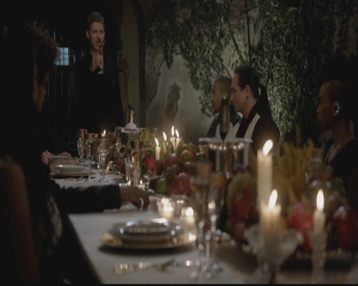 VampireDiariesWorld-dot-org_TheOriginals1x09ReigningPainInNewOrleans0053.jpg