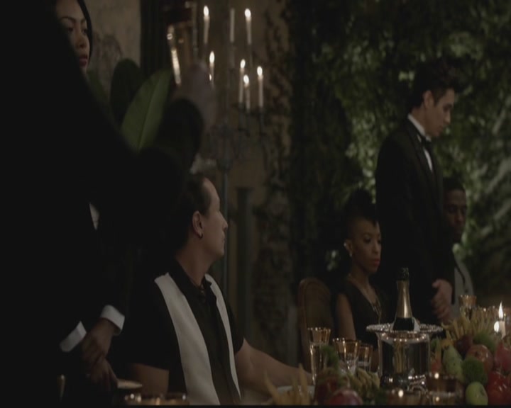 VampireDiariesWorld-dot-org_TheOriginals1x09ReigningPainInNewOrleans0068.jpg