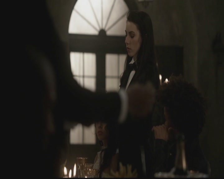 VampireDiariesWorld-dot-org_TheOriginals1x09ReigningPainInNewOrleans0073.jpg