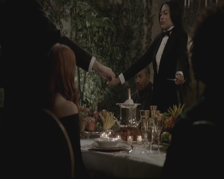 VampireDiariesWorld-dot-org_TheOriginals1x09ReigningPainInNewOrleans0081.jpg