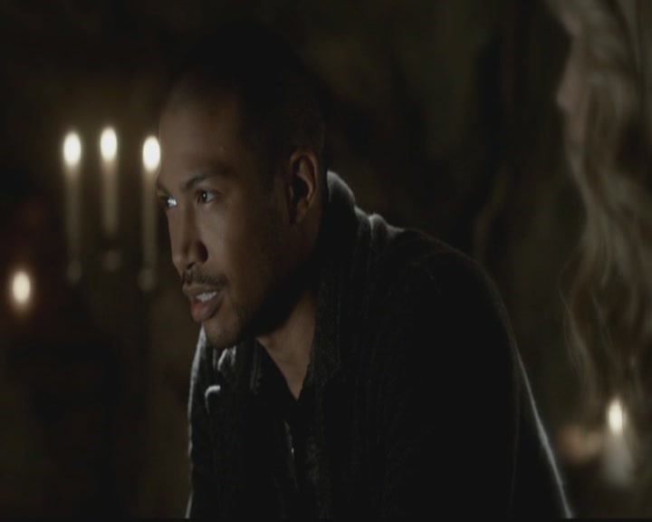 VampireDiariesWorld-dot-org_TheOriginals1x09ReigningPainInNewOrleans0103.jpg