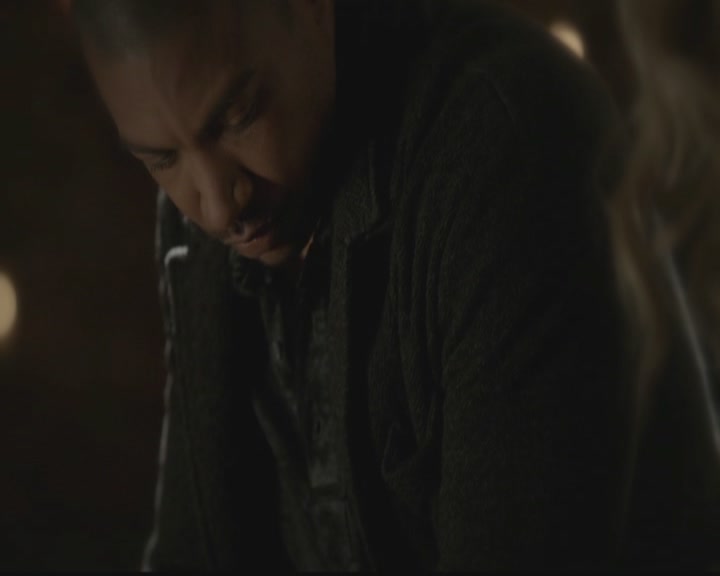 VampireDiariesWorld-dot-org_TheOriginals1x09ReigningPainInNewOrleans0118.jpg