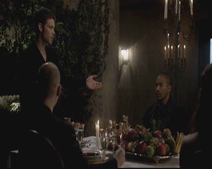 VampireDiariesWorld-dot-org_TheOriginals1x09ReigningPainInNewOrleans0167.jpg