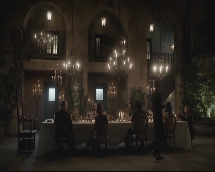 VampireDiariesWorld-dot-org_TheOriginals1x09ReigningPainInNewOrleans0192.jpg