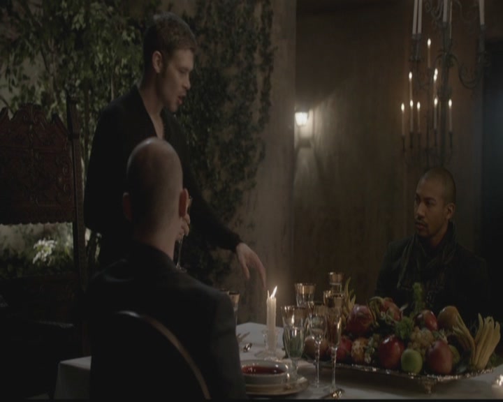 VampireDiariesWorld-dot-org_TheOriginals1x09ReigningPainInNewOrleans0225.jpg