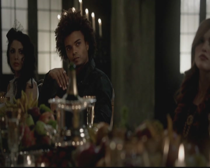 VampireDiariesWorld-dot-org_TheOriginals1x09ReigningPainInNewOrleans0229.jpg