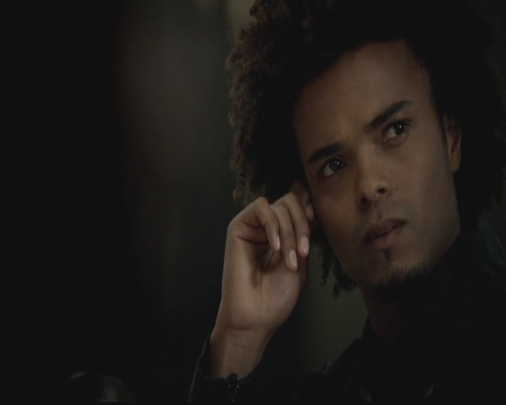 VampireDiariesWorld-dot-org_TheOriginals1x09ReigningPainInNewOrleans0243.jpg