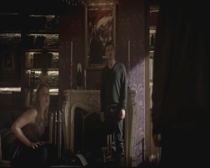 VampireDiariesWorld-dot-org_TheOriginals1x09ReigningPainInNewOrleans0315.jpg