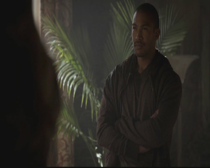 VampireDiariesWorld-dot-org_TheOriginals1x09ReigningPainInNewOrleans0325.jpg