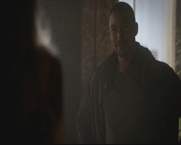 VampireDiariesWorld-dot-org_TheOriginals1x09ReigningPainInNewOrleans0337.jpg