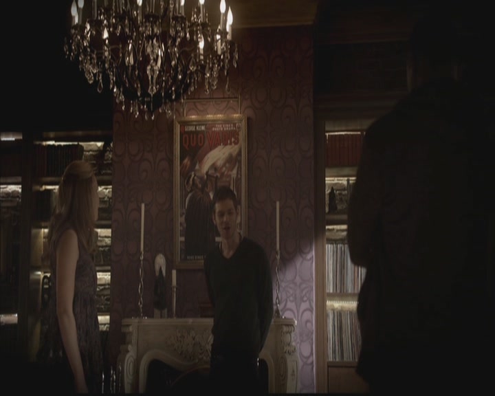 VampireDiariesWorld-dot-org_TheOriginals1x09ReigningPainInNewOrleans0353.jpg