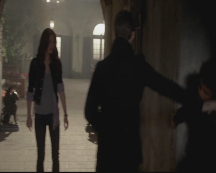 VampireDiariesWorld-dot-org_TheOriginals1x09ReigningPainInNewOrleans0408.jpg