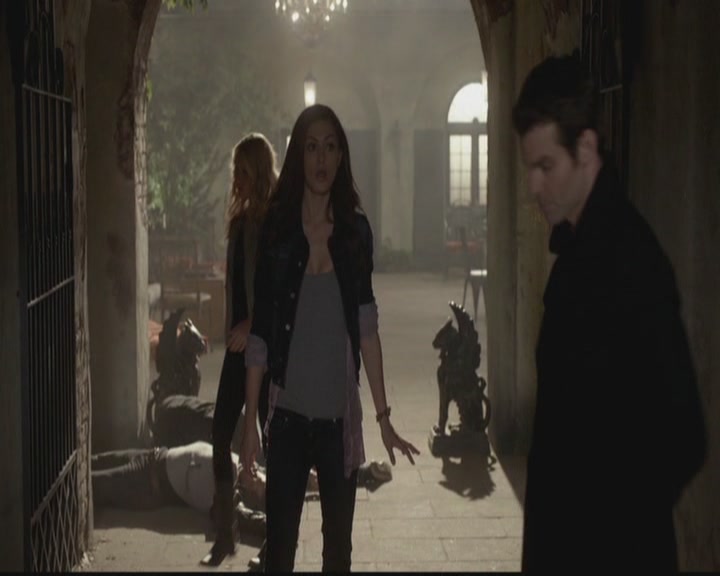 VampireDiariesWorld-dot-org_TheOriginals1x09ReigningPainInNewOrleans0419.jpg