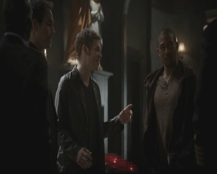 VampireDiariesWorld-dot-org_TheOriginals1x09ReigningPainInNewOrleans0722.jpg