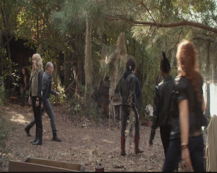 VampireDiariesWorld-dot-org_TheOriginals1x09ReigningPainInNewOrleans0792.jpg