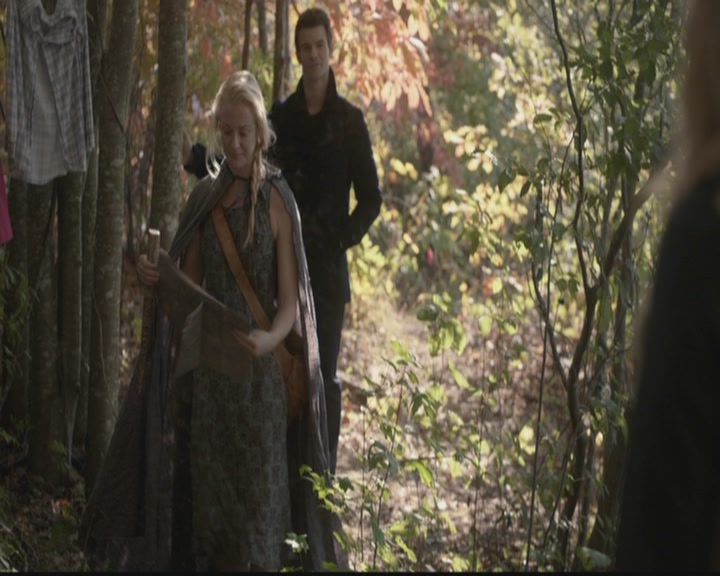 VampireDiariesWorld-dot-org_TheOriginals1x09ReigningPainInNewOrleans0828.jpg