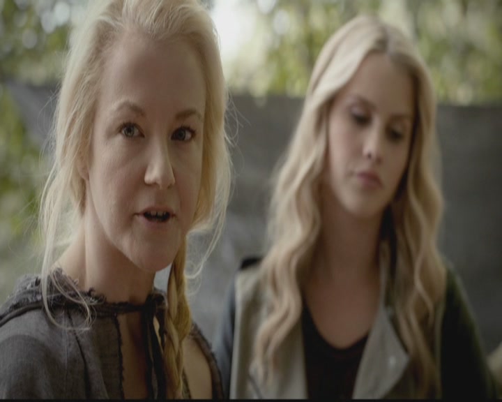 VampireDiariesWorld-dot-org_TheOriginals1x09ReigningPainInNewOrleans0964.jpg