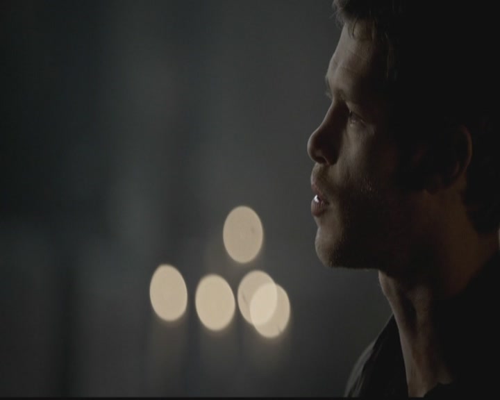 VampireDiariesWorld-dot-org_TheOriginals1x09ReigningPainInNewOrleans1402.jpg