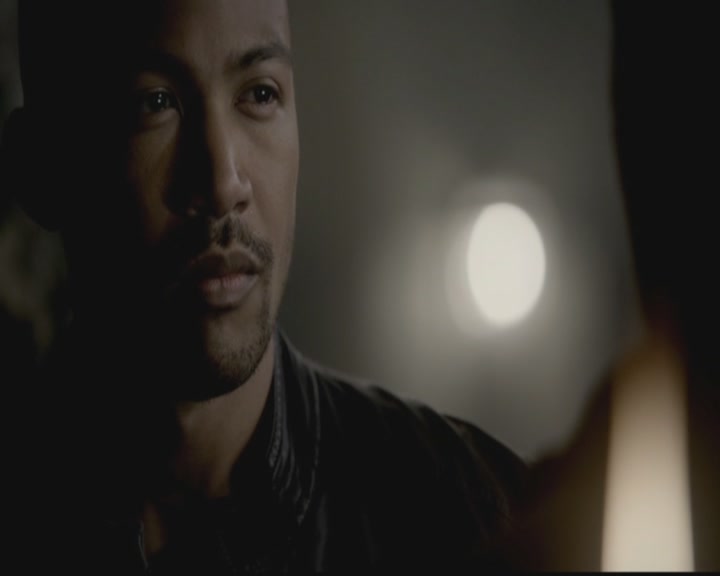 VampireDiariesWorld-dot-org_TheOriginals1x09ReigningPainInNewOrleans1448.jpg