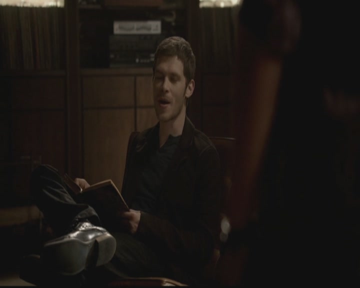 VampireDiariesWorld-dot-org_TheOriginals1x09ReigningPainInNewOrleans1533.jpg