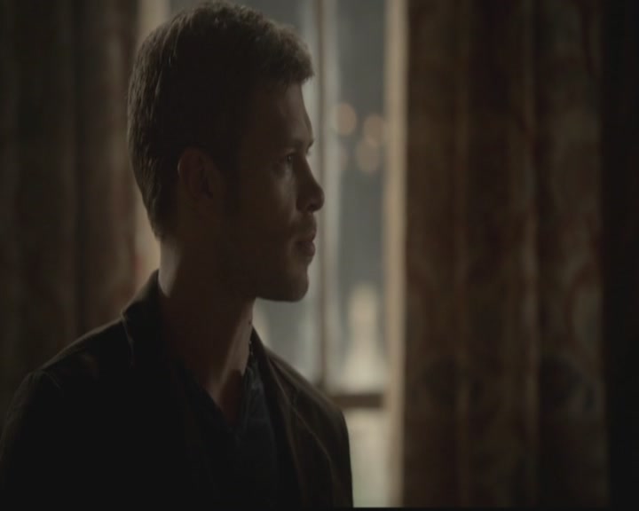 VampireDiariesWorld-dot-org_TheOriginals1x09ReigningPainInNewOrleans1550.jpg