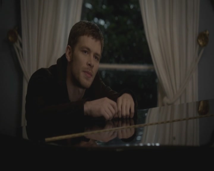 VampireDiariesWorld-dot-org_TheOriginals1x09ReigningPainInNewOrleans1744.jpg