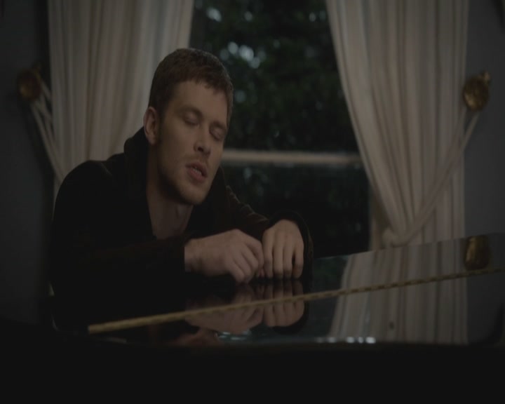 VampireDiariesWorld-dot-org_TheOriginals1x09ReigningPainInNewOrleans1745.jpg