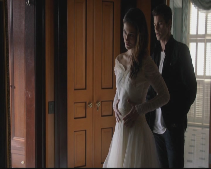 VampireDiariesWorld-dot-org_TheOriginals1x10TheCasketGirls2578.jpg