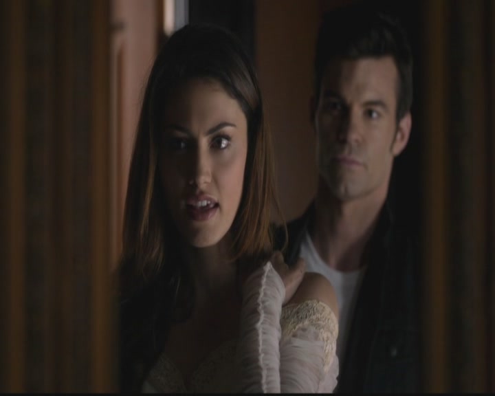 VampireDiariesWorld-dot-org_TheOriginals1x10TheCasketGirls2581.jpg