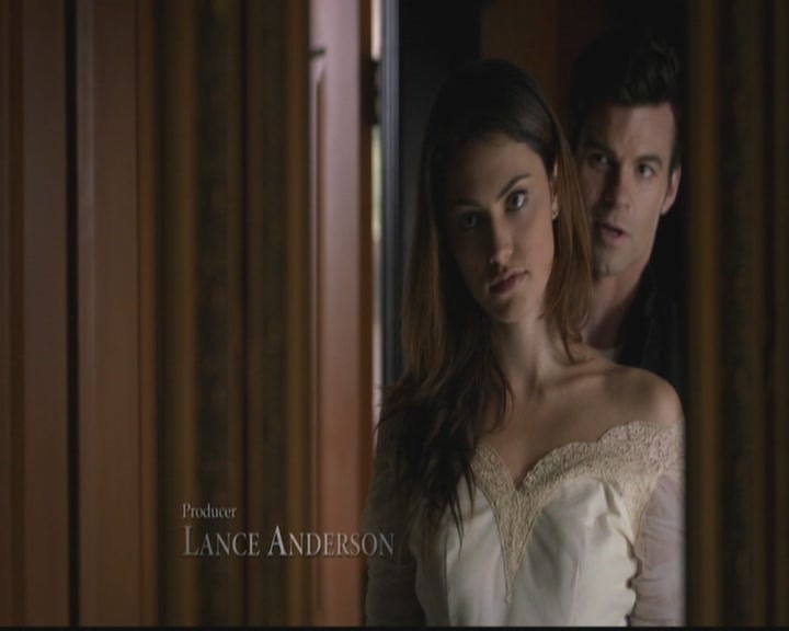 VampireDiariesWorld-dot-org_TheOriginals1x10TheCasketGirls2587.jpg