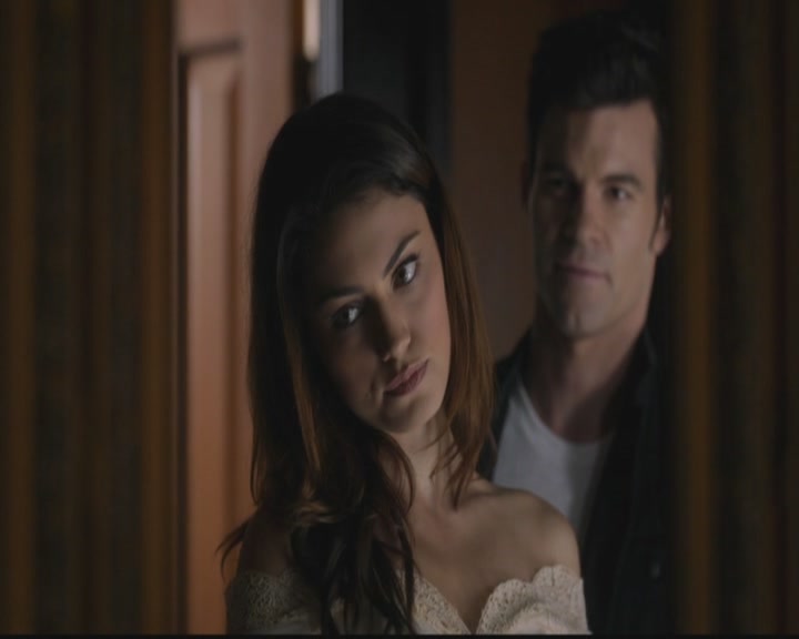 VampireDiariesWorld-dot-org_TheOriginals1x10TheCasketGirls2594.jpg