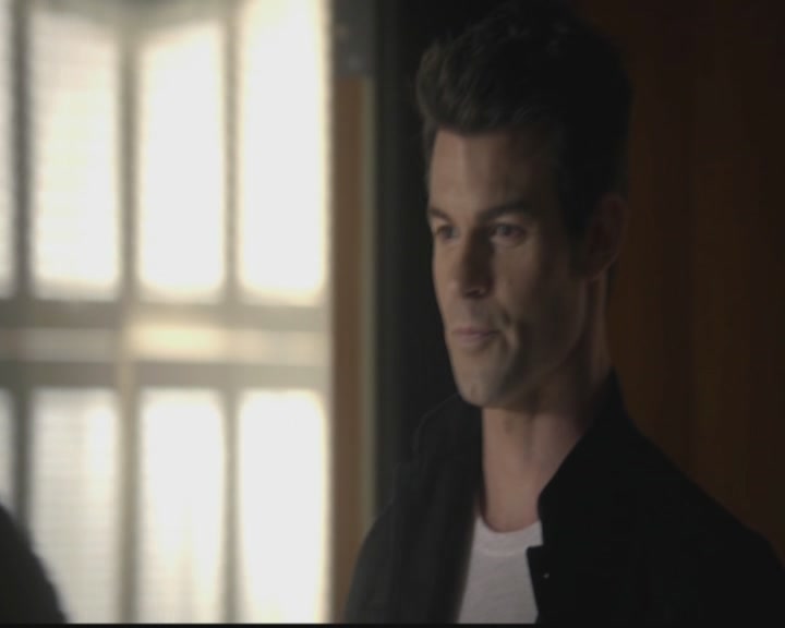 VampireDiariesWorld-dot-org_TheOriginals1x10TheCasketGirls2626.jpg