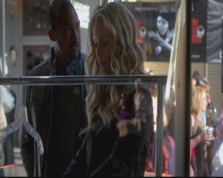 VampireDiariesWorld-dot-org_TheOriginals1x10TheCasketGirls2662.jpg