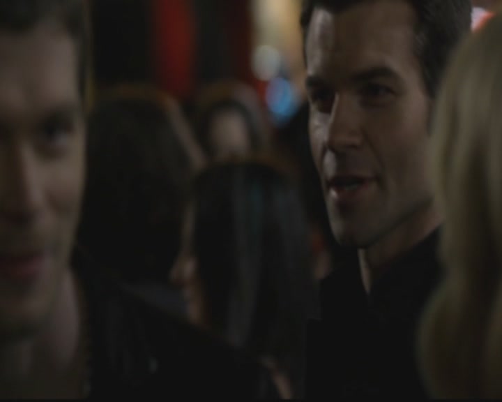 VampireDiariesWorld-dot-org_TheOriginals1x10TheCasketGirls3283.jpg