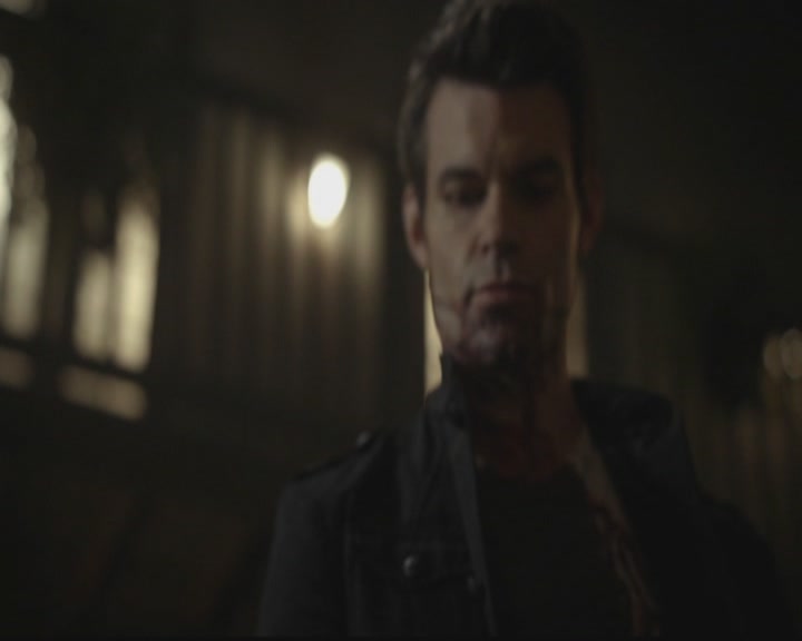 VampireDiariesWorld-dot-org_TheOriginals1x10TheCasketGirls4121.jpg