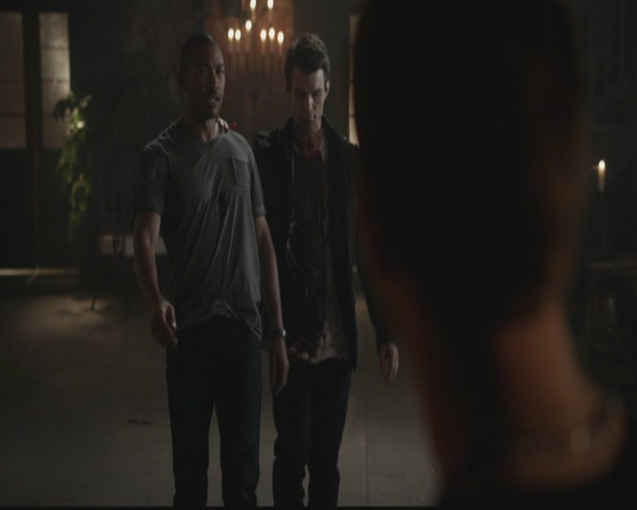 VampireDiariesWorld-dot-org_TheOriginals1x10TheCasketGirls4146.jpg