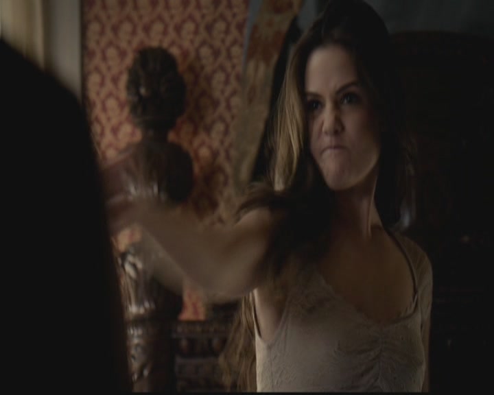 VampireDiariesWorld-dot-org_TheOriginals1x11ApresMoileDeluge0160.jpg